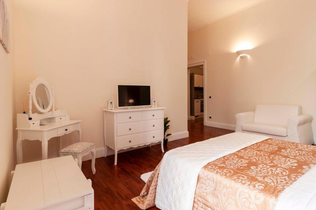 Sant'Arpino 26 - Elegant Flats In Naples Appartement Buitenkant foto